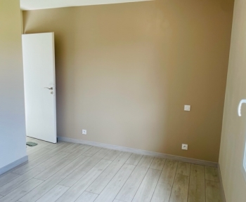 Location Maison 4 pièces Aiffres (79230) - aiffres