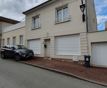 Location Local professionnel  pièce Vernouillet (78540) - centre ville