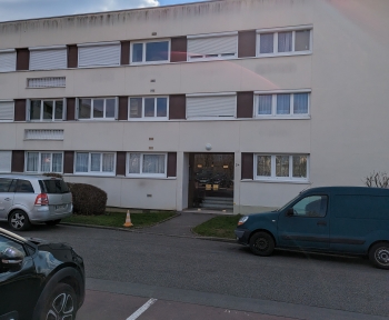 Location Appartement 4 pièces Plaisir (78370) - residence privée