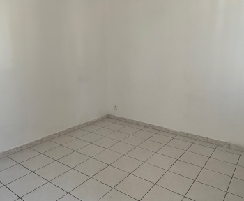 Location Appartement 2 pièces Hautmont (59330)