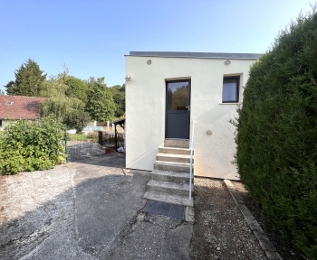 Location Studio 1 pièce Montfort-l'Amaury (78490)