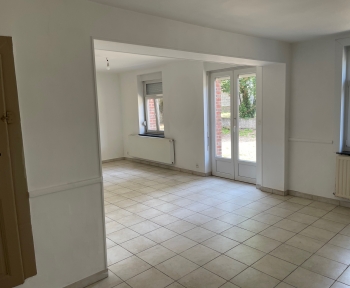 Location Maison de village 5 pièces Vieux-Reng (59600)