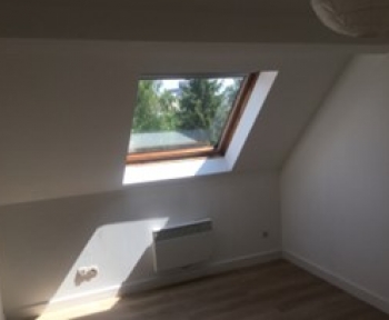 Location Appartement avec balcon 3 pièces Bourges (18000) - GARE