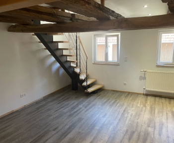 Location Appartement rénové 3 pièces Kutzenhausen (67250) - TTES CHARGES