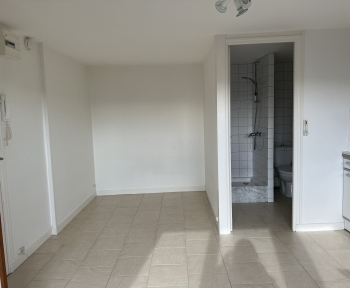 Location Appartement 2 pièces Amiens (80000) - 29 rue debray