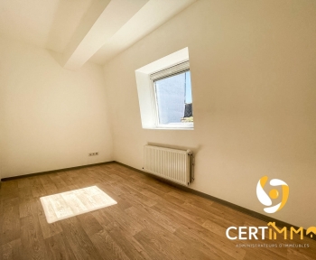 Location Appartement avec terrasse  pièce Valenciennes (59300) - esplanade