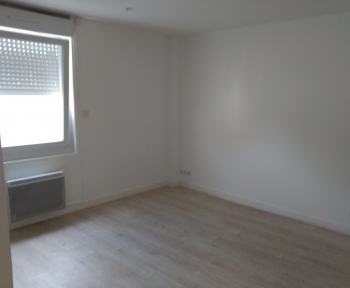 Location Appartement 4 pièces Vihiers (49310) - Proche du Centre Ville