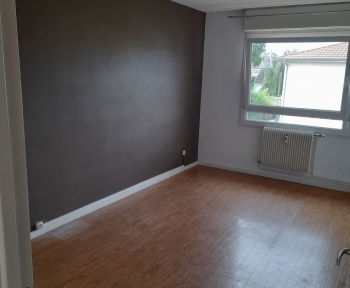 Location Appartement 4 pièces Châlons-en-Champagne (51000) - 16 avenue de Metz