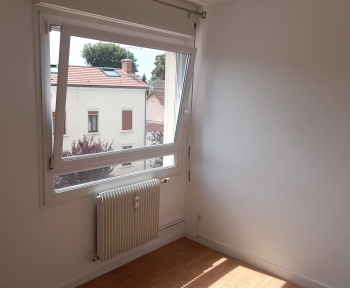 Location Appartement 4 pièces Châlons-en-Champagne (51000) - 16 avenue de Metz