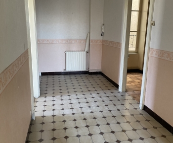 Location Appartement 3 pièces Issoudun (36100) - GARE