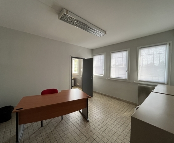 Location Bureau 7 pièces Compiègne (60200) - QUAI DE L'OISE