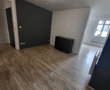 Location Appartement 3 pièces Arras (62000) - ARRAS RUE DELANSORME 