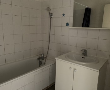 Location Appartement  pièce Reims (51100) - 44 rue des Elus (4ème étage)