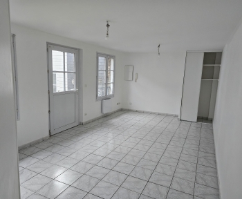 Location Appartement 1 pièce Elbeuf (76500)