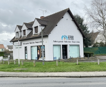 Location Local commercial 4 pièces Milly-sur-Thérain (60112)