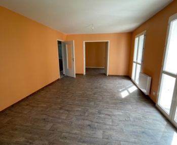 Location Maison 5 pièces Neuvy-sur-Loire (58450)