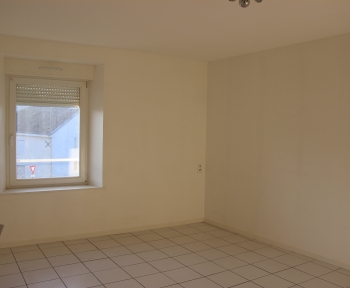 Location Appartement 4 pièces Vincey (88450)