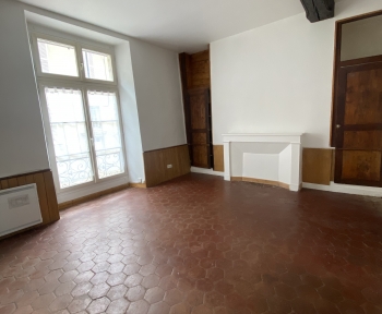 Location Appartement 1 pièce Provins (77160)