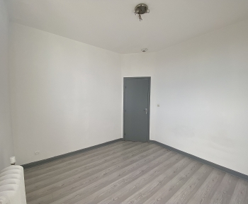 Location Appartement 2 pièces Valenciennes (59300) - CENTRE