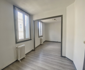 Location Appartement 2 pièces Valenciennes (59300) - CENTRE