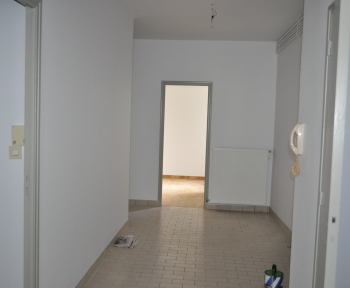 Location Appartement 3 pièces Sézanne (51120)