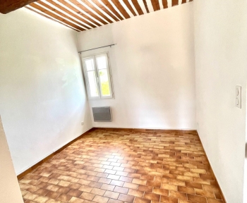 Location Appartement 2 pièces L'Isle-sur-la-Sorgue (84800) - Emile Zola