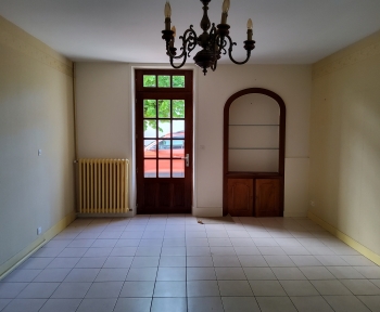 Location Maison avec jardin 4 pièces Saint-Romain-sur-Cher (41140)