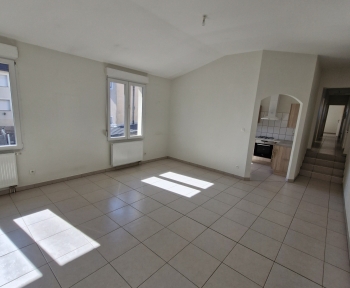 Location Appartement récent 4 pièces Terville (57180)