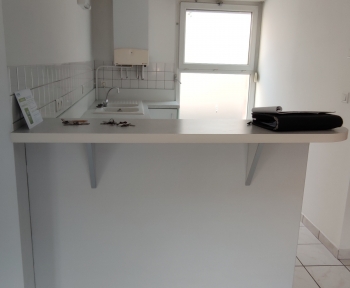 Location Appartement  pièces Sainte-Menehould (51800)