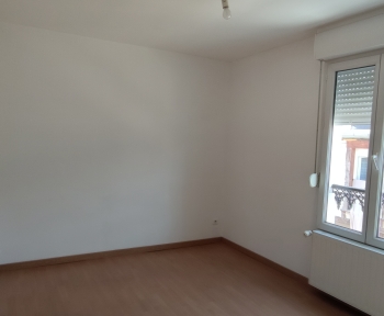 Location Appartement  pièces Sainte-Menehould (51800)