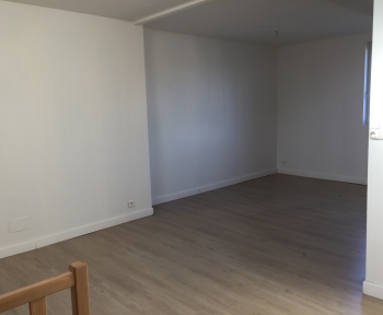 Location Appartement  pièces Albert (80300)