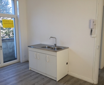 Location Appartement  pièces Albert (80300)