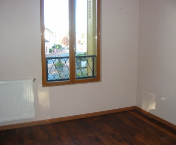 Location Maison 5 pièces Neuvy-sur-Loire (58450)