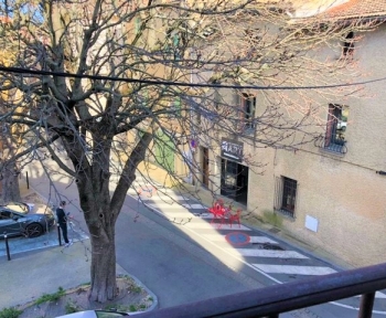 Location Appartement 1 pièce L'Isle-sur-la-Sorgue (84800)
