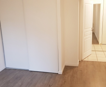 Location Appartement 2 pièces Saint-Cyr-sur-Loire (37540)