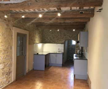 Location Maison  pièce Séguret (84110) - SEURET