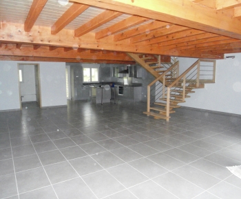 Location Maison avec jardin 3 pièces Lagarde (09500) - Campagne