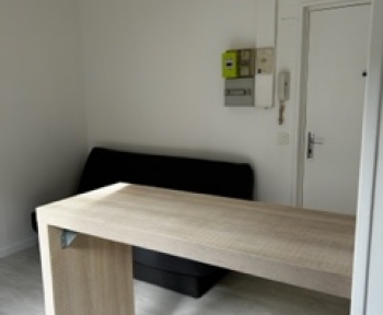 Location Appartement 1 pièce Saint-Quentin (02100) - Centre ville