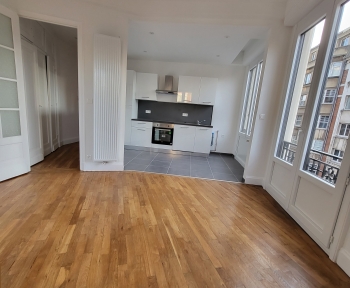 Location Appartement 3 pièces Lille (59000) - LILLE CENTRE