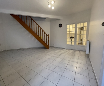 Location Appartement rénové 2 pièces Santes (59211) - SANTES