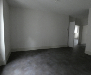 Location Appartement 4 pièces Thiers (63300) - rue des Docteurs Dumas