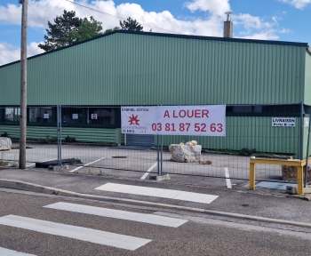 Location Local commercial 1 pièce Besançon (25000) - proche boulevard Kennedy