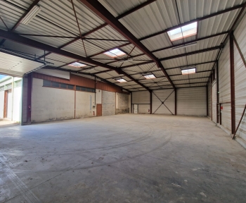 Location Local commercial 1 pièce Besançon (25000) - proche boulevard Kennedy